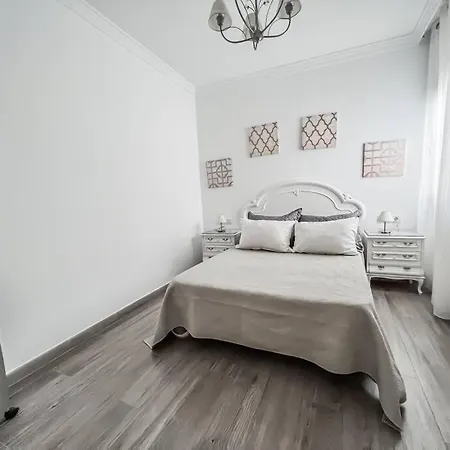 2 Bedroom With Large Private Terrace Apartman
